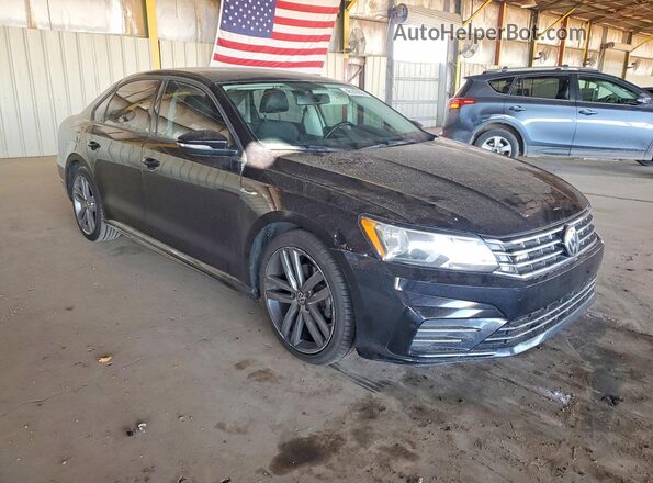 1VWAA7A37JC044240 2018 VOLKSWAGEN PASSAT Черный Передняя правая четверть