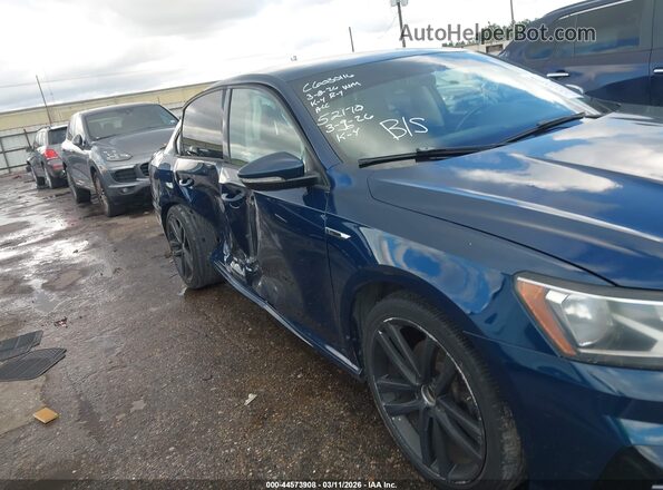 1VWAA7A3XJC007120 2018 VOLKSWAGEN PASSAT Blue Widok z przodu