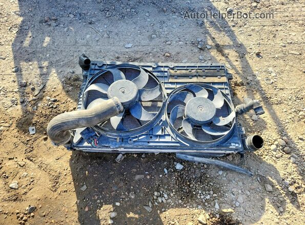1VWAS7A35GC050947 2016 VOLKSWAGEN PASSAT Серебряный Вид подкапотного пространства