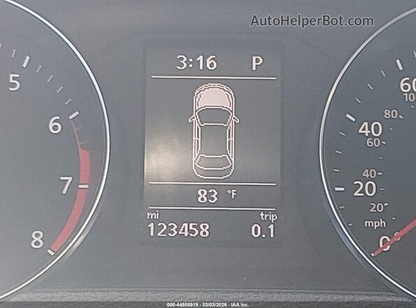 1VWAS7A36GC056451 2016 VOLKSWAGEN PASSAT White 