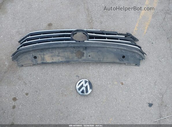 1VWAT7A34HC073621 2017 VOLKSWAGEN PASSAT Черный Вид щитка приборов