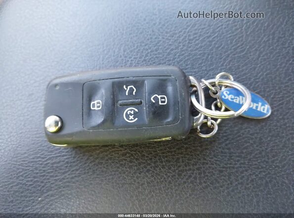 1VWBA7A39JC022583 2018 VOLKSWAGEN PASSAT Gray Widok deski rozdzielczej