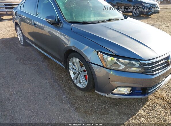 1VWBA7A39JC022583 2018 VOLKSWAGEN PASSAT Gray Widok z przodu
