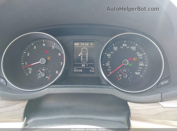 1VWBS7A38GC045519 2016 VOLKSWAGEN PASSAT Красный Вид задних сидений
