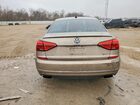 2016 Volkswagen Passat Sel Premium Желто-коричневый vin: 1VWCM7A3XGC016117