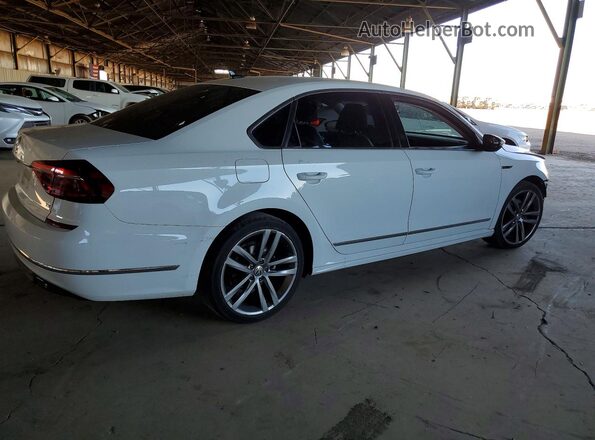 1VWDT7A3XHC065813 2017 VOLKSWAGEN PASSAT Белый Задняя правая четверть