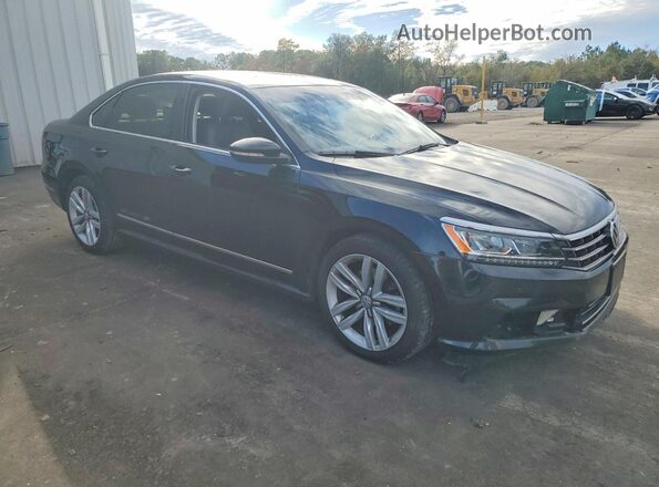 1VWGT7A32HC084594 2017 VOLKSWAGEN PASSAT Черный Передняя правая четверть