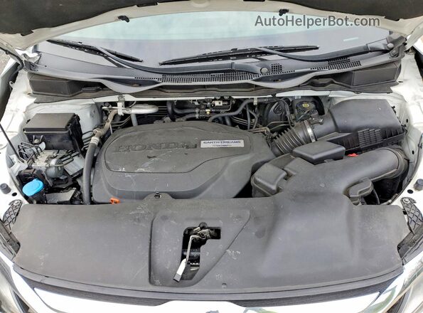5FNRL6H79JB104119 2018 HONDA ODYSSEY White Vista del compartimento del motor