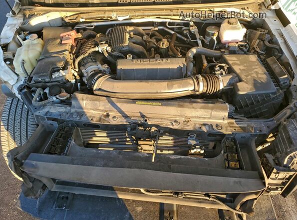 1N6ED1CL3RN651089 2024 NISSAN FRONTIER Белый Вид подкапотного пространства