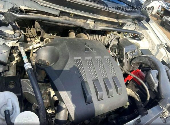 JA4AS3AA9JZ039927 2018 MITSUBISHI ECLIPSE Белый Вид панели приборов