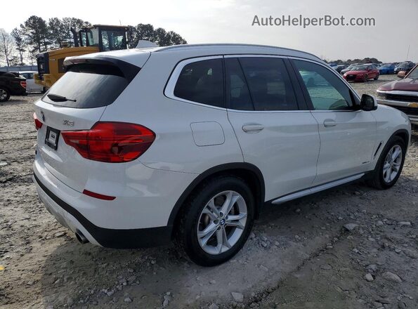 5UXTR9C5XJLD62398 2018 BMW X3 Белый Передняя правая четверть