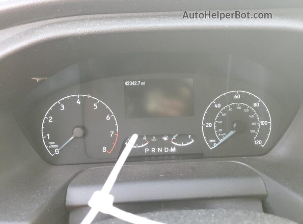 1FMZK1Y86NKA59689 2022 FORD PASSENGER White Вид панелі приладів