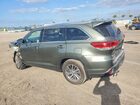 2019 Toyota Highlander Se Gray vin: 5TDJZRFH3KS702826