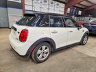 2016 Mini Cooper Белый vin: WMWXU1C55G2D10062