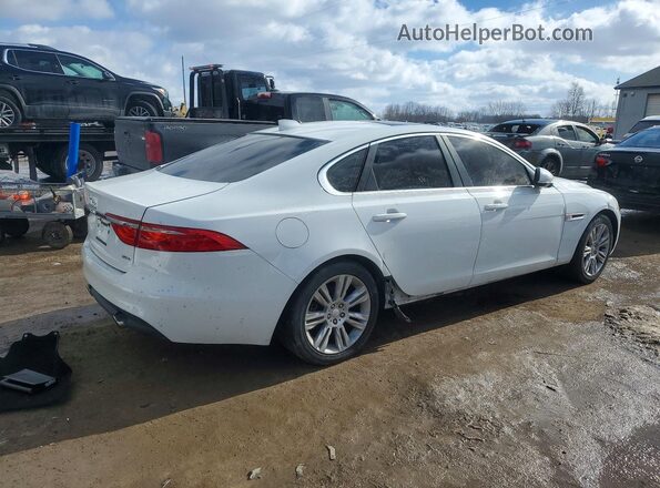 SAJBD4BV7GCY06652 2016 JAGUAR XF White Przód prawy