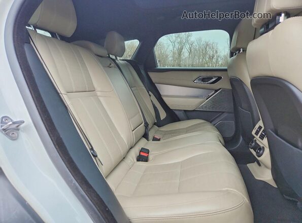 SALYM2RX4JA749522 2018 LAND ROVER RANGE Белый Вид подкапотного пространства