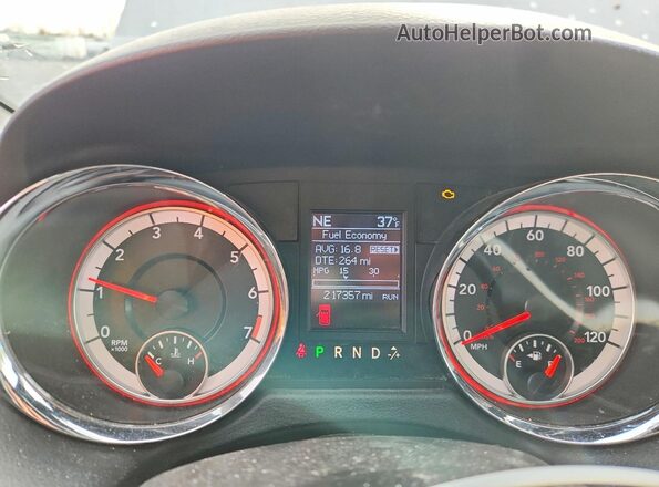 2C4RDGEG3JR140769 2018 DODGE GRAND Серебряный Вид задних сидений