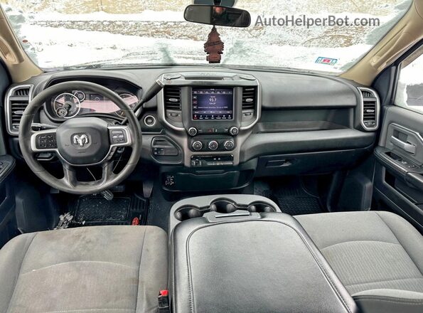 3C63RRHL2KG715406 2019 RAM 3500 Gray Widok z tyłu
