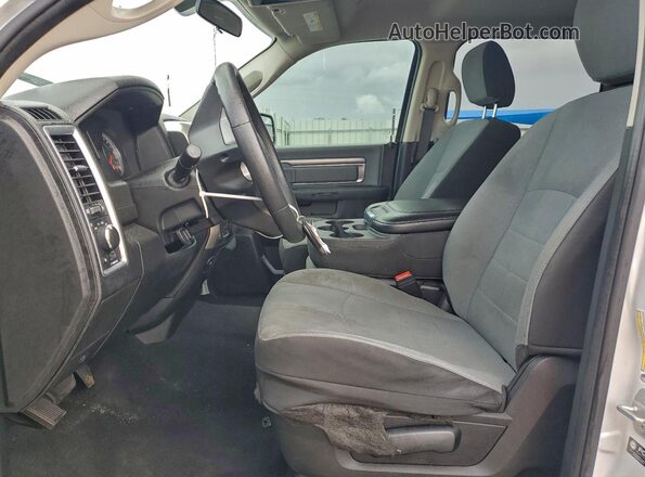 1C6RR7TT6MS521432 2021 RAM 1500 Белый Вид панели приборов