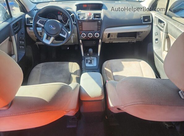 JF2SJAEC8JH415456 2018 SUBARU FORESTER 2.5 White Widok zestawu wskaźników