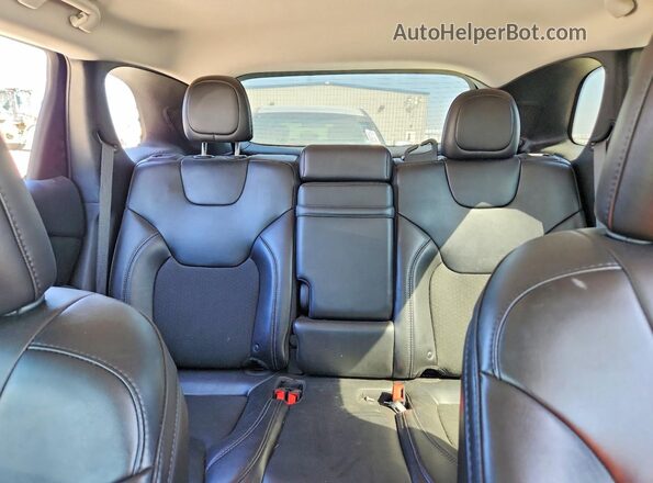 1C4PJLLB1KD265712 2019 JEEP CHEROKEE Белый Вид задней части салона