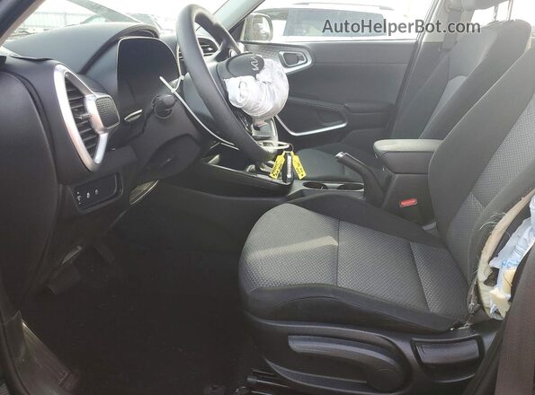 KNDJ23AU3S7927604 2025 KIA SOUL Черный Вид панели приборов