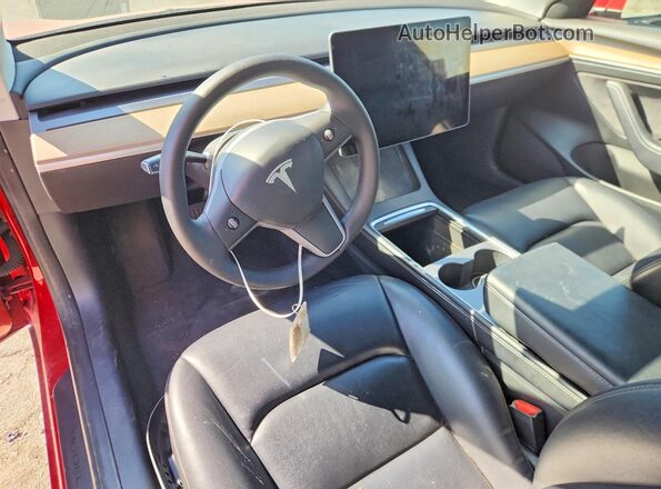 5YJ3E1EA7NF288906 2022 TESLA MODEL 3 Красный Вид щитка приборов