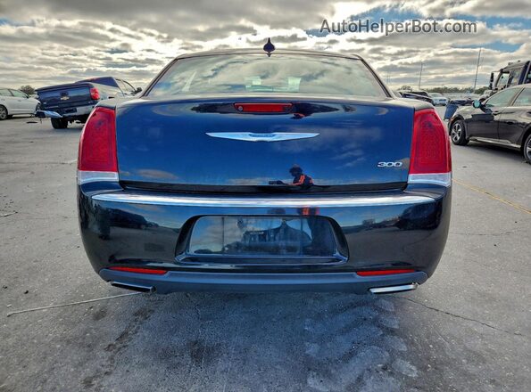 2C3CCAAG3HH516256 2017 CHRYSLER 300 Черный Вид сзади