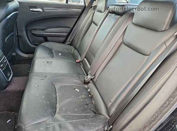 2C3CCAAG3HH516256 2017 CHRYSLER 300 Черный Вид задних сидений