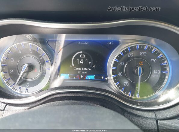 2C3CCAAG6JH222825 2018 CHRYSLER 300 Серый Вид задних сидений