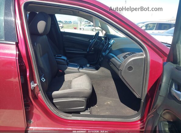 2C3CCAAG6MH562979 2021 CHRYSLER 300 Red Widok wnętrza z przodu
