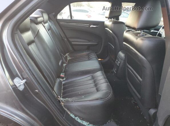 2C3CCABG1KH628656 2019 CHRYSLER 300 Gray Rear seats view