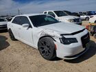 2019 Chrysler 300 S White vin: 2C3CCABG2KH533636