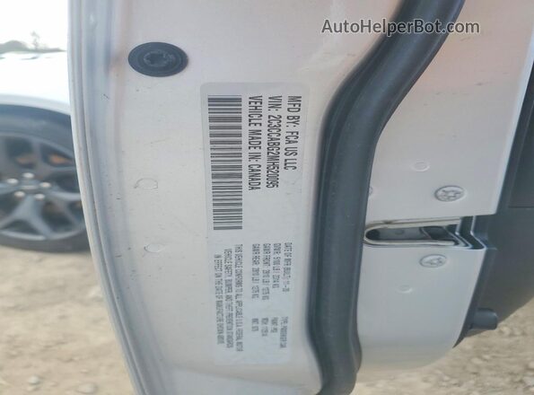 2C3CCABG2MH520095 2021 CHRYSLER 300 Silver ძრავის განყოფილების ხედი