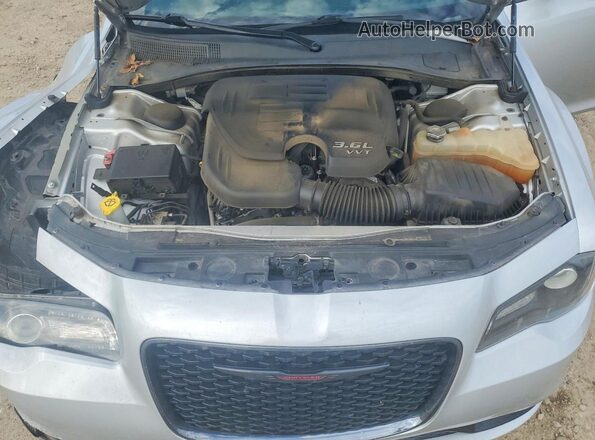 2C3CCABG2MH520095 2021 CHRYSLER 300 Silver უკანა სალონის ხედი