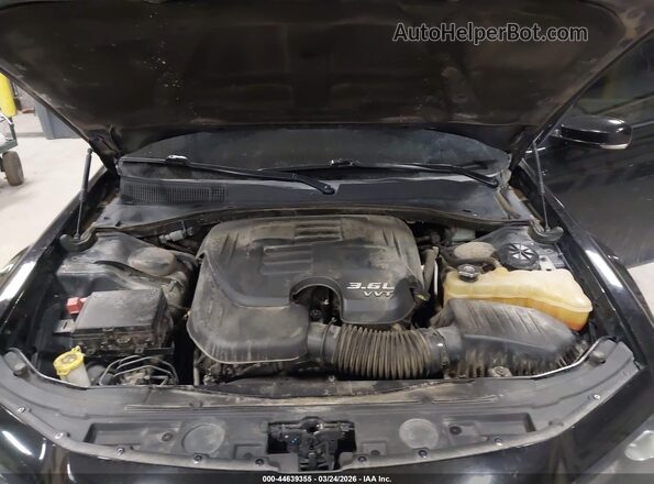 2C3CCABG2MH532974 2021 CHRYSLER 300 Черный Вид сзади