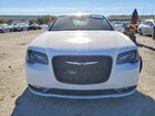2019 Chrysler 300 S White vin: 2C3CCABG3KH708086