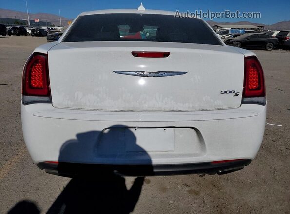 2C3CCABG3KH708086 2019 CHRYSLER 300 White Widok z tyłu