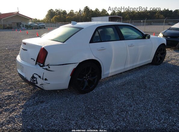 2C3CCABG3NH184569 2022 CHRYSLER 300 White Rear right