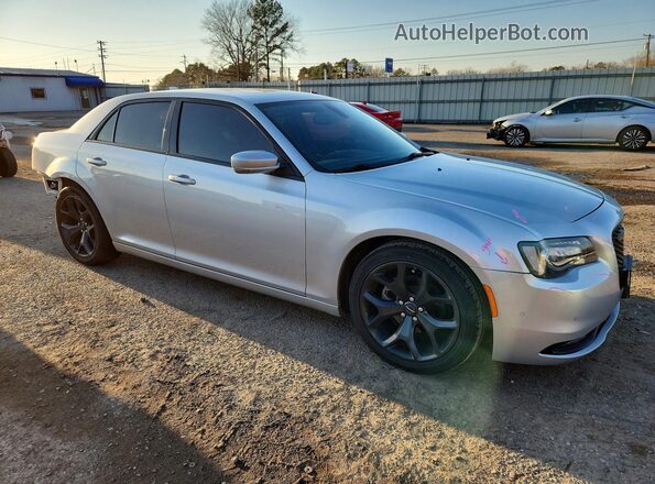 2C3CCABG3PH538416 2023 CHRYSLER 300 Серебряный Передняя правая четверть