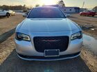 2023 Chrysler 300 S Серебряный vin: 2C3CCABG3PH538416