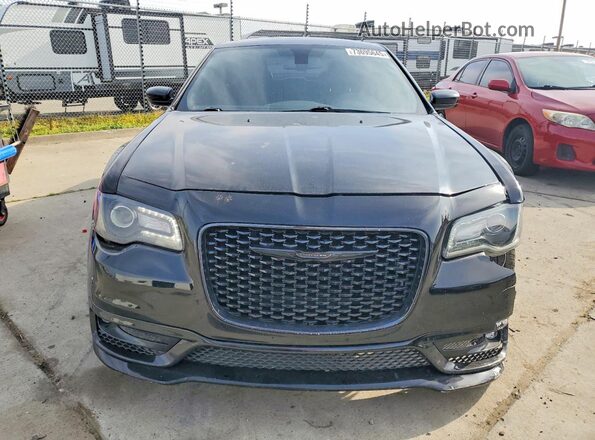 2C3CCABG4KH585429 2019 CHRYSLER 300 Черный Вид спереди