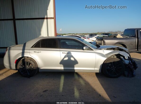 2C3CCABG4PH589973 2023 CHRYSLER 300 Silver Панорамний вид салону 360°