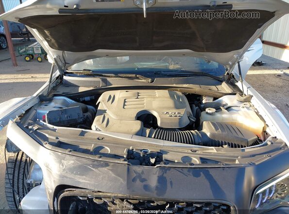 2C3CCABG4PH589973 2023 CHRYSLER 300 Silver Вид ззаду