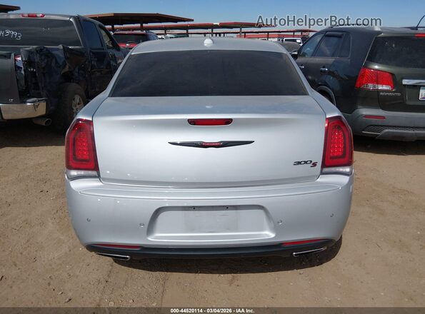 2C3CCABG4PH641019 2023 CHRYSLER 300 Silver 
