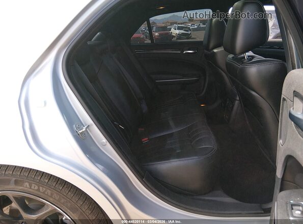 2C3CCABG4PH641019 2023 CHRYSLER 300 Silver VIN კოდის სტიკერის ხედი