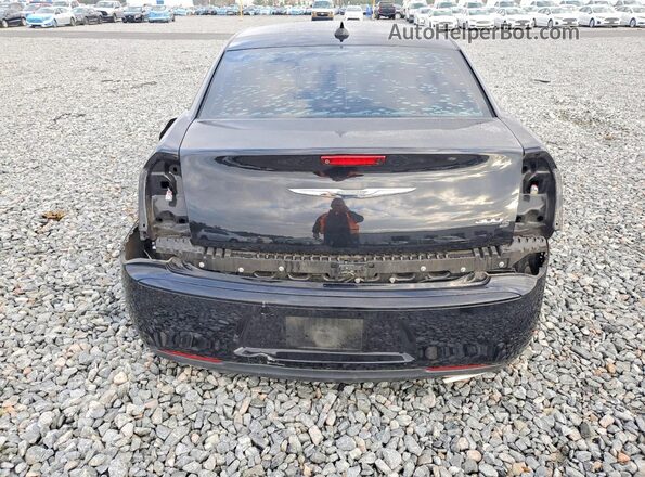 2C3CCABG5HH588154 2017 CHRYSLER 300 Black Widok z tyłu
