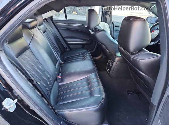 2C3CCABT0NH190925 2022 CHRYSLER 300 Черный Вид задних сидений