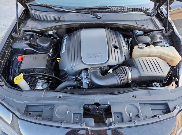 2C3CCABT0NH190925 2022 CHRYSLER 300 Черный Вид задней части салона