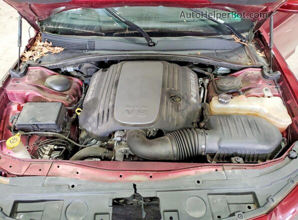 2C3CCABT6KH581038 2019 CHRYSLER 300 Красный Вид задней части салона